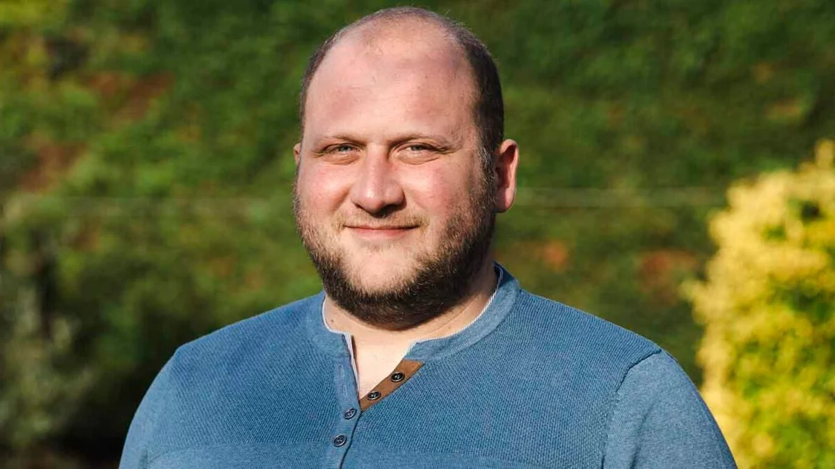 Joris, le maraîcher et sapeur-pompier volontaire de Nouvelle-Aquitaine, se présente dans L&rsquo;Amour est dans le pré 2023